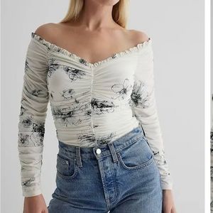 Express Body Contour Compression Floral
Off The Shoulder Bodysuit Size M